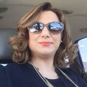 Meet your Posher, Fatima